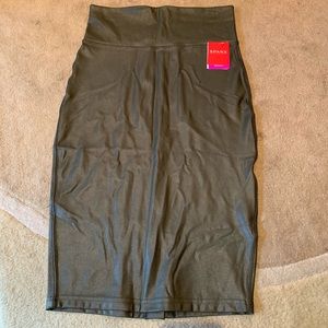 Spanx faux leather green pencil skirt